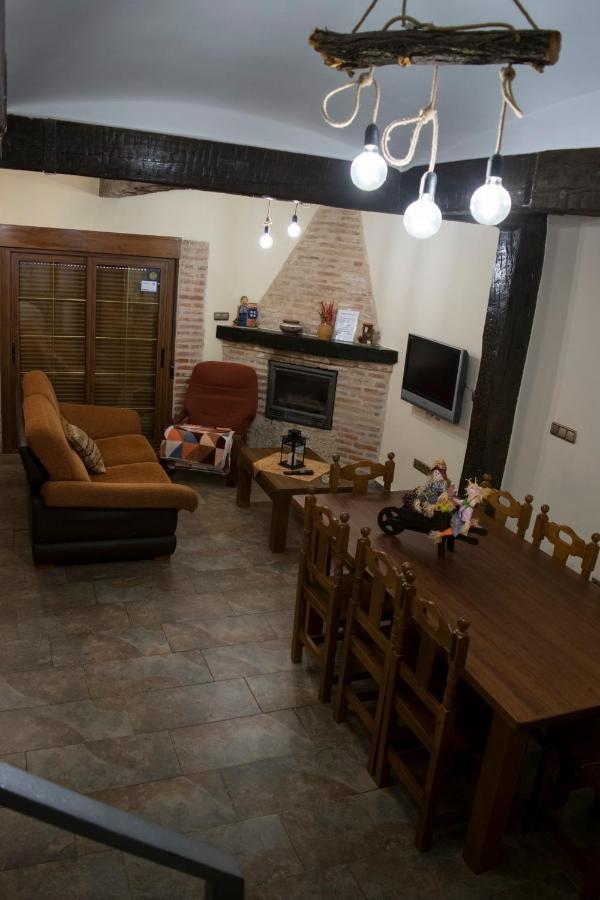 Vivienda Turistica El Caneco Tordesillas Exteriér fotografie